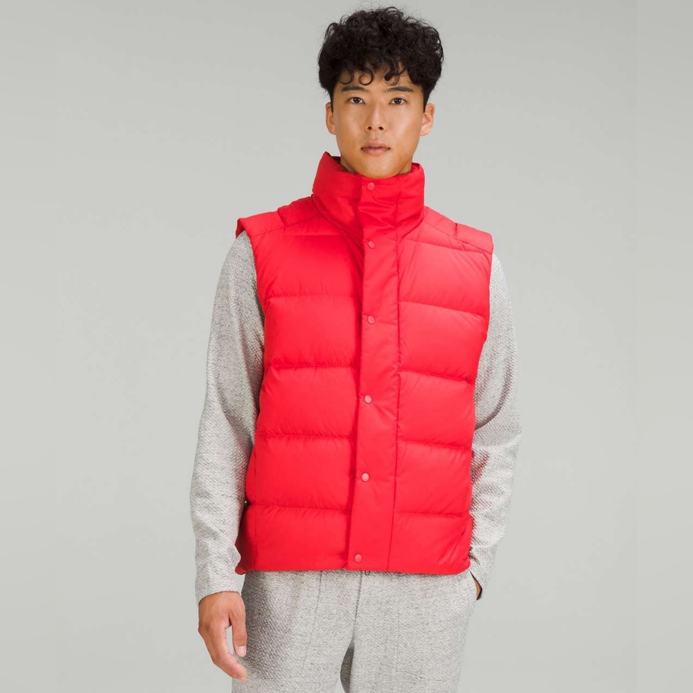Wunder Puff Vest Medium Grenadine Red - RARE FIND